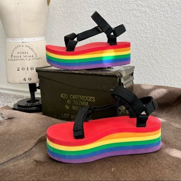 Teva Shoes - TEVA Universal Pride Flatform Platform Sandal LGBTQ Tegan Sarah Foundation
